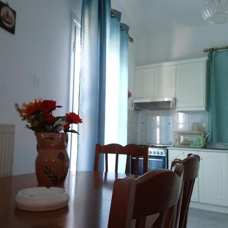 Vacation House In Stroggili Agios Ioannis Peristeron  Exterior photo
